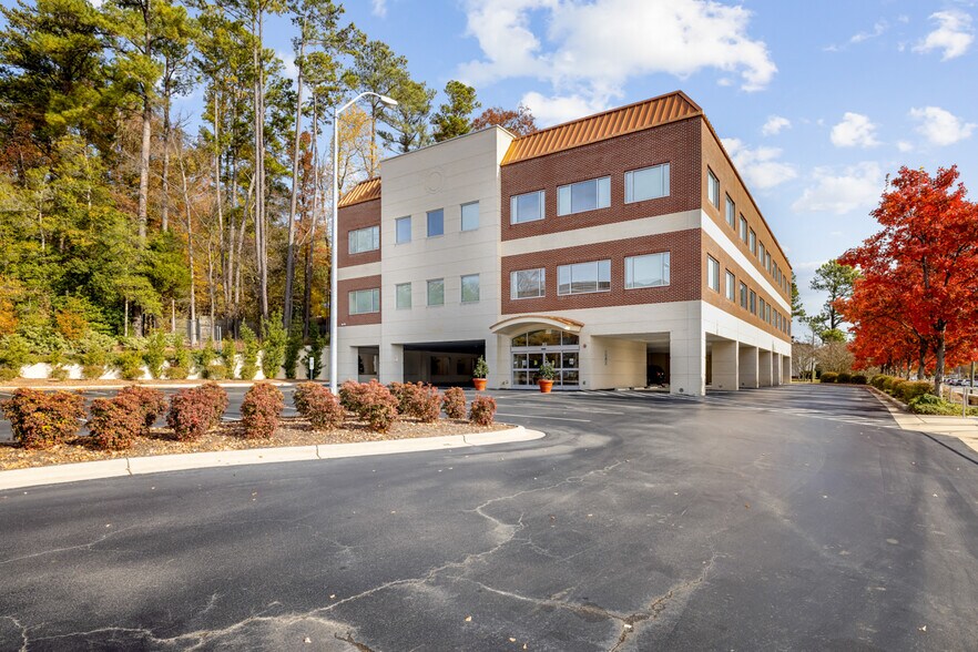 More Photos Of 353 E Six Forks Rd, Raleigh Office For Lease