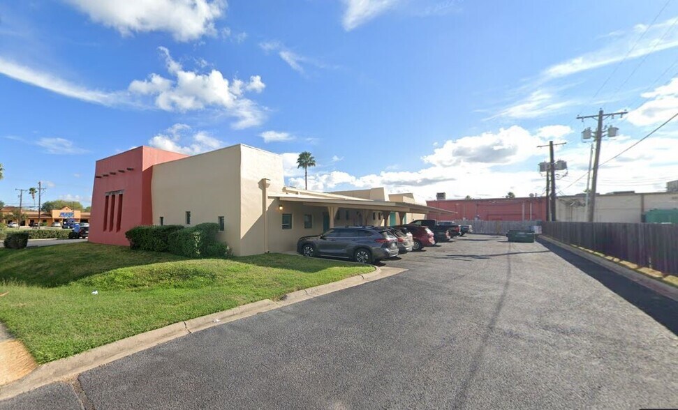 More Photos Of 2917 N 23rd St, McAllen Medical For Lease