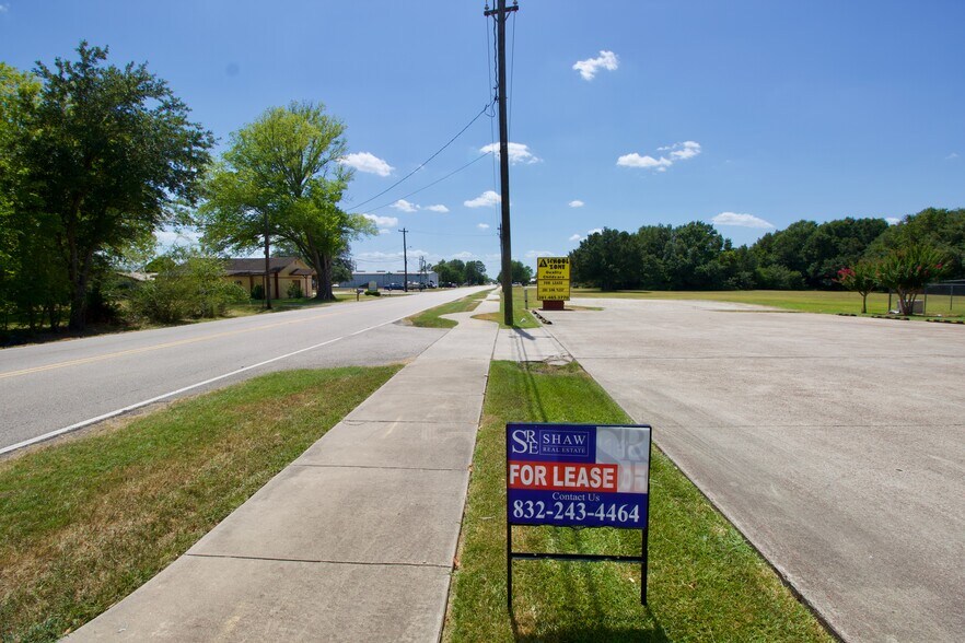 More Photos Of 3421 E Walnut St, Pearland Daycare Center For Sale