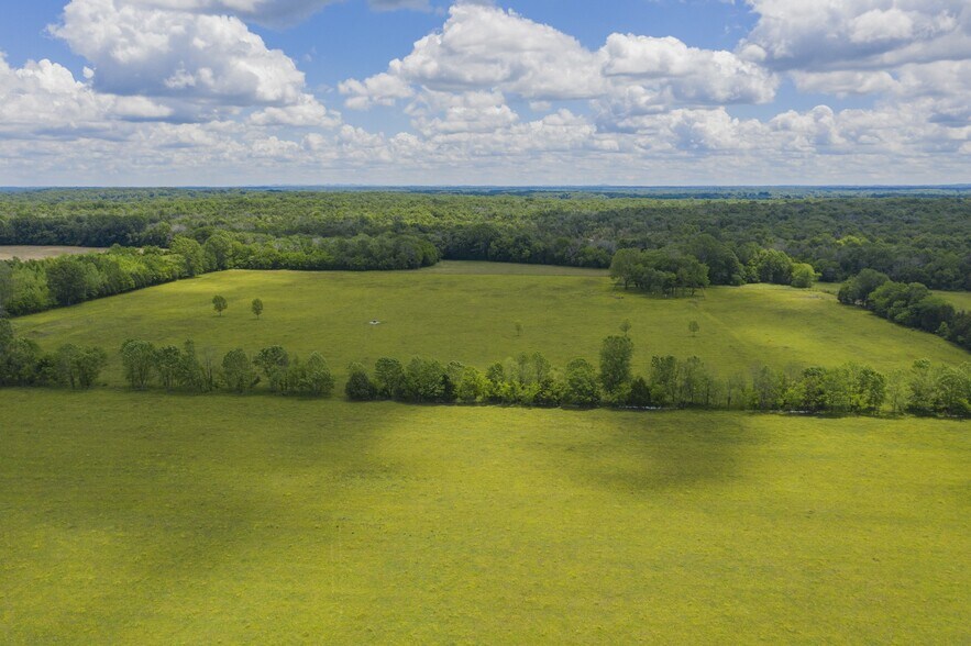 More Photos Of 2781 Franklin Pike, Lewisburg Land For Lease
