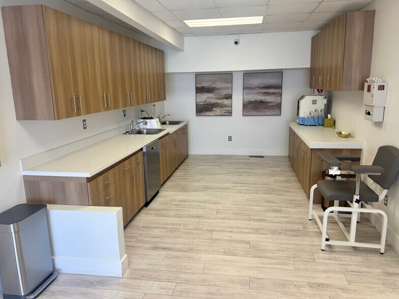 More Photos Of 3355 S State St, Salt Lake City Freestanding For Lease