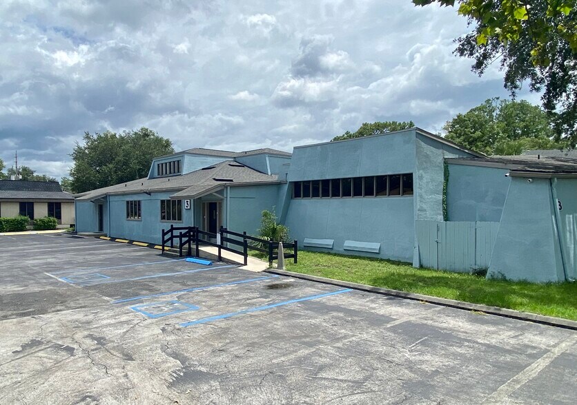 More Photos Of 4131 University Blvd S, Jacksonville Medical For Lease