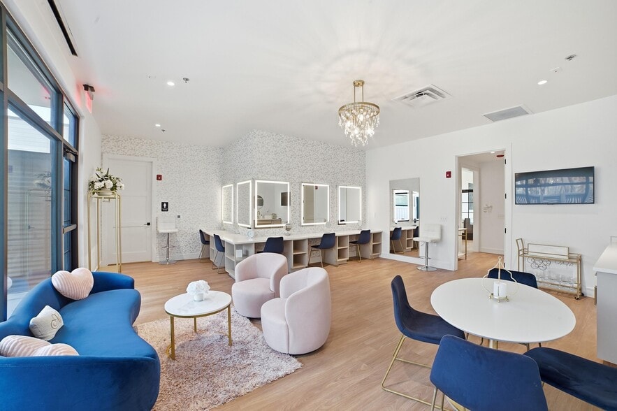 More Photos Of 410 S Paschall Rd, Sunnyvale Specialty For Sale