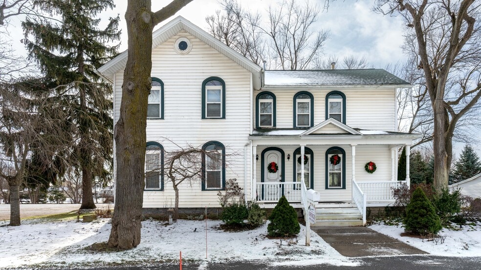 More Photos Of 271 Columbia Ave, Depew Lodge Meeting Hall For Sale