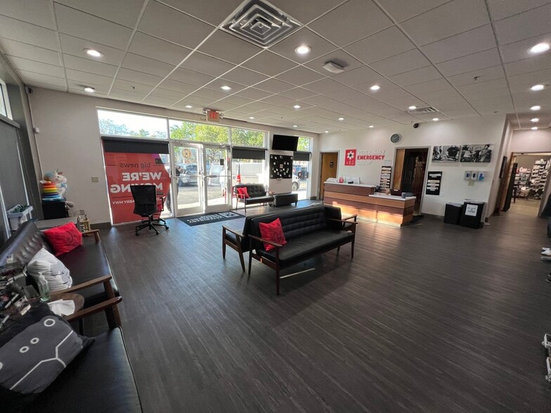 More Photos Of 202-238 E Bearss Ave, Tampa General Retail For Sale