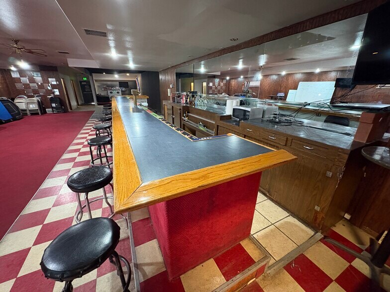 More Photos Of 3142 W Hampden Ave, Sheridan Warehouse For Sale