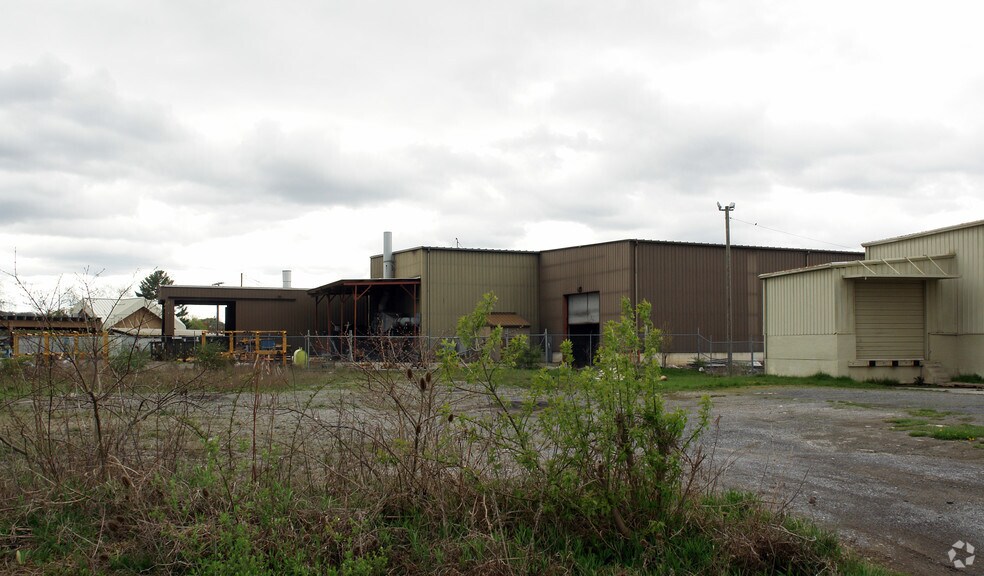 More Photos Of 301 Princeton Ave, Princeton Manufacturing For Sale