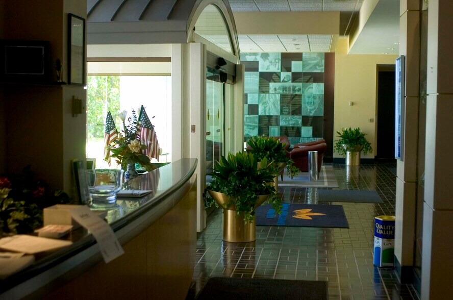 More Photos Of 2600 Weaver Rd, Macon-Bibb Unknown For Lease