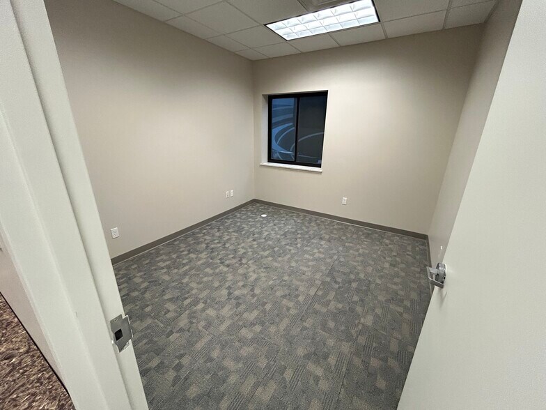 More Photos Of 1 New Industrial Way, Warren Showroom For Lease