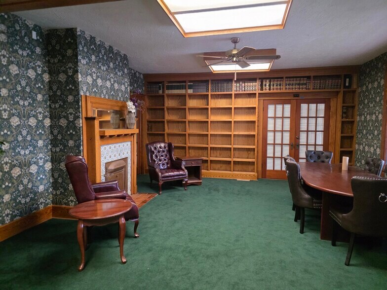 More Photos Of 233 3rd St N, Saint Petersburg Office For Lease