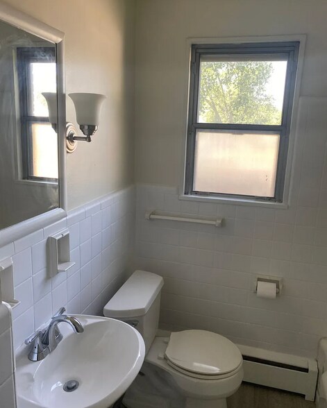 More Photos Of 430 Englewood Ave, Tonawanda Apartments For Sale