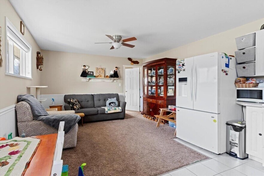 Primary Photo Of 7663 Industrial Way, Agassiz Warehouse For Sale