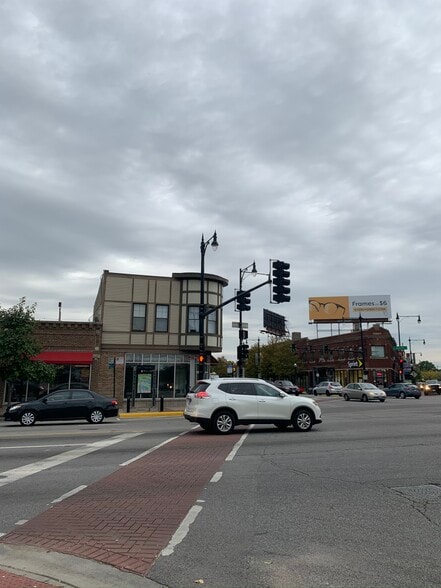 More Photos Of 4801-4821 W Irving Park Rd, Chicago Storefront Retail Office For Lease