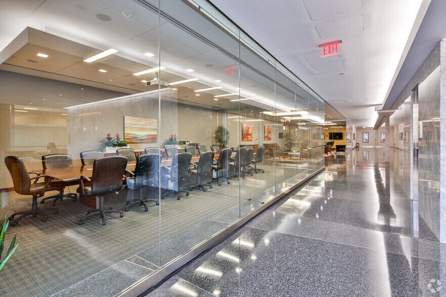 More Photos Of 20 F St NW, Washington Office For Lease