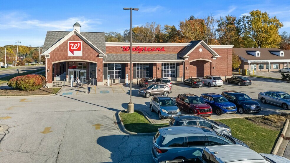 More Photos Of 95 W Garfield Rd, Aurora Drugstore For Sale