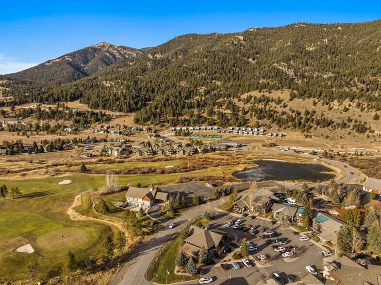 More Photos Of 36 Center Ln, Big Sky Office For Lease