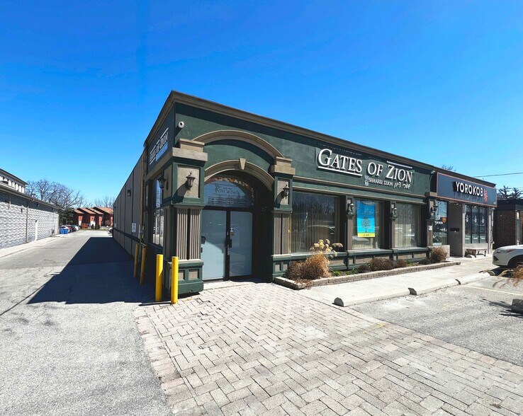 Primary Photo Of 7771-7775 Yonge St, Markham Storefront For Lease