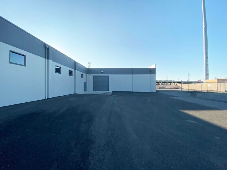 Primary Photo Of 1210 Jackson St SE, Albany Manufacturing For Lease