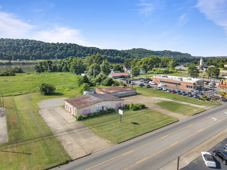More Photos Of 1725 Eastern Ave, Gallipolis Office For Sale