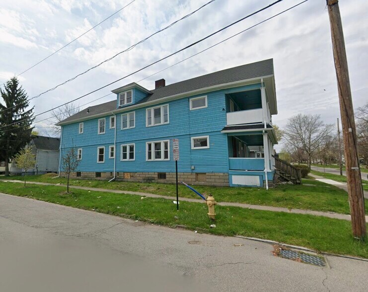 More Photos Of 497 Central Park, Rochester Apartments For Sale