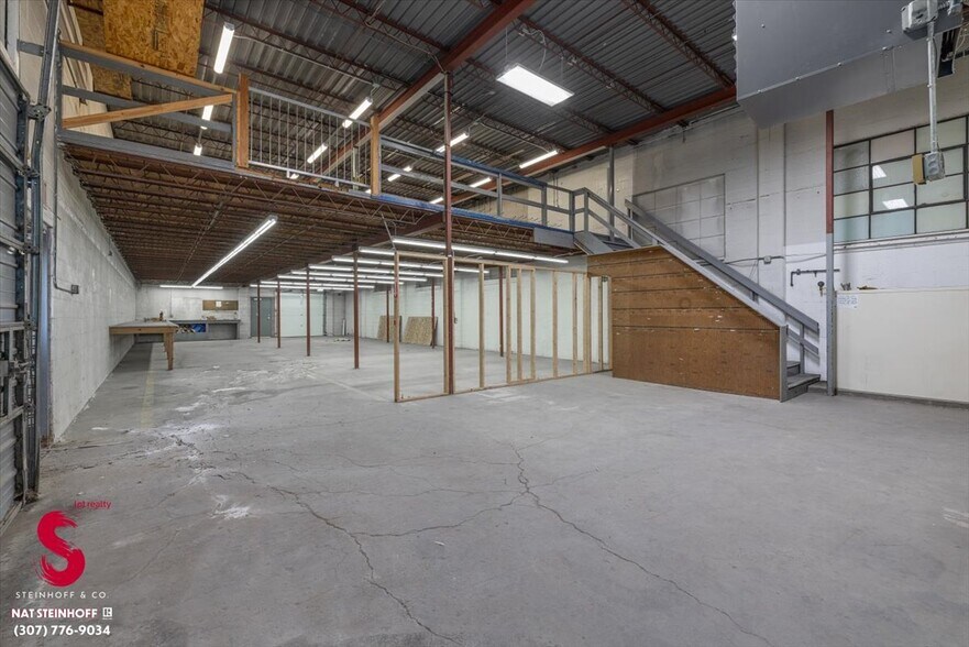 More Photos Of 4113 W Yellowstone Hwy, Casper Flex For Sale
