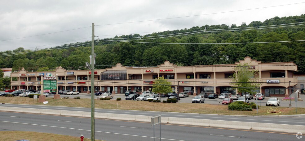 Primary Photo Of 326 Route 22, Green Brook Storefront For Lease