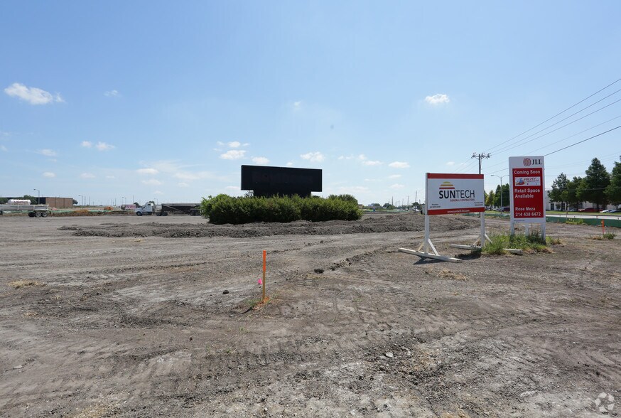 More Photos Of 1910 S Jupiter Rd, Garland Service Station For Lease