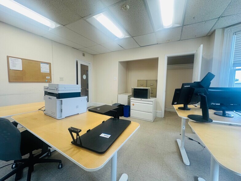 More Photos Of 420 Washington St, Dorchester Office For Lease