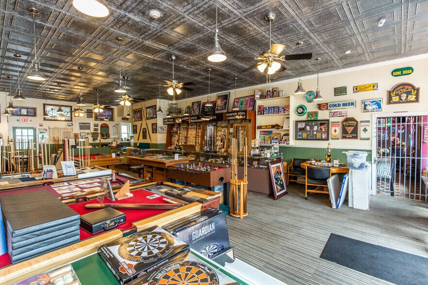 More Photos Of 2020-2026 Smith St, North Providence Freestanding For Sale