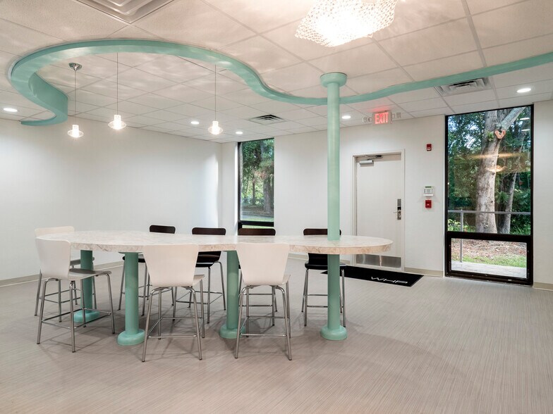 More Photos Of 7020 Nw 11th Pl, Gainesville Office For Sale