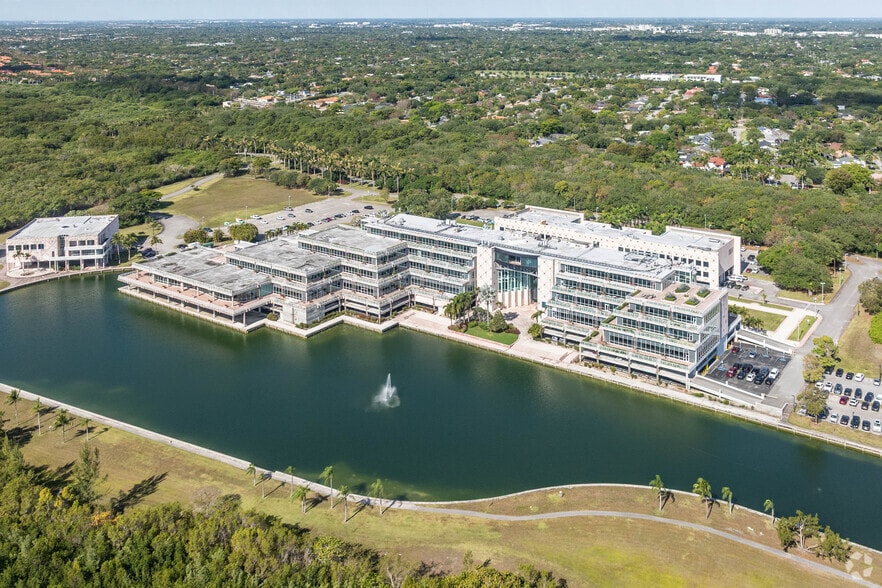More Photos Of 17777 Old Cutler Rd, Miami Office For Lease