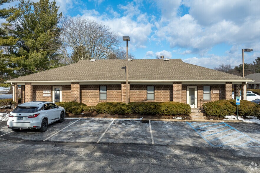 More Photos Of 4 Terry Dr, Newtown Office For Sale