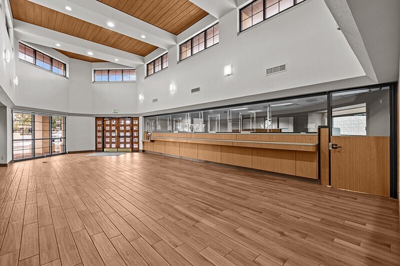 More Photos Of 2998 N Alma School Rd, Chandler Bank For Lease