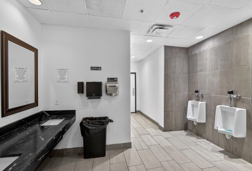 More Photos Of , Corpus Christi General Retail For Sale