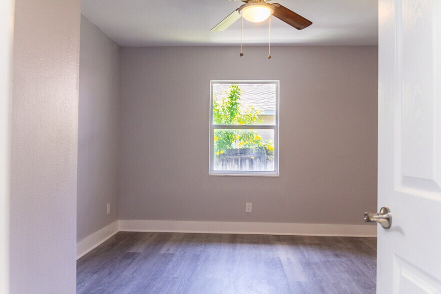 More Photos Of 3901 W Platt St, Tampa Assisted Living For Sale