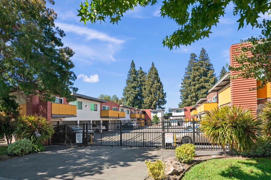 More Photos Of 25013-25021 Cypress Ave, Hayward Apartments For Sale