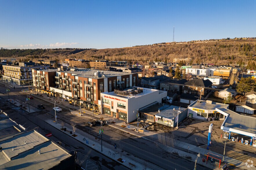 More Photos Of 4623 Bowness Rd NW, Calgary Storefront Retail Office For Lease