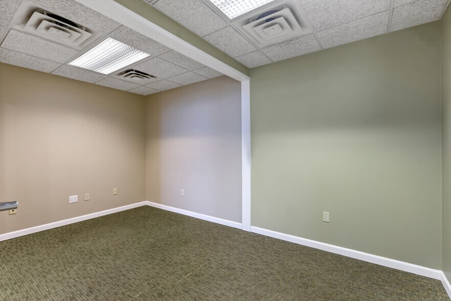 More Photos Of 1301 Grandview Ave, Pittsburgh Office For Lease