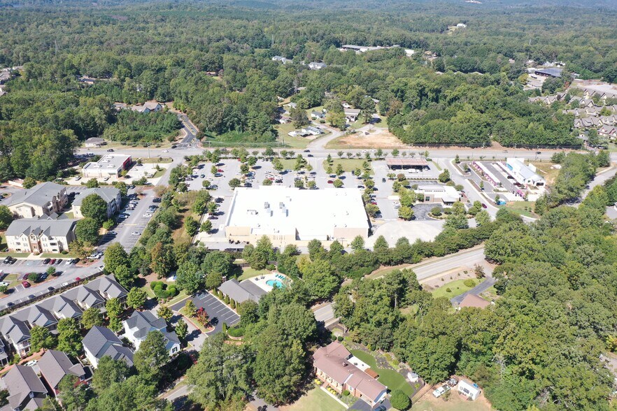 More Photos Of 680 Old Greenville Hwy, Clemson Supermarket For Sale
