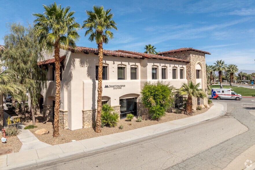 More Photos Of 51625 Desert Club Dr, La Quinta Loft Creative Space For Lease