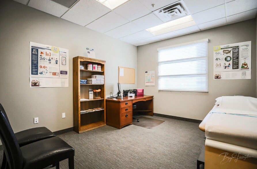 More Photos Of 368 E Riverside Dr, St George Medical For Sale