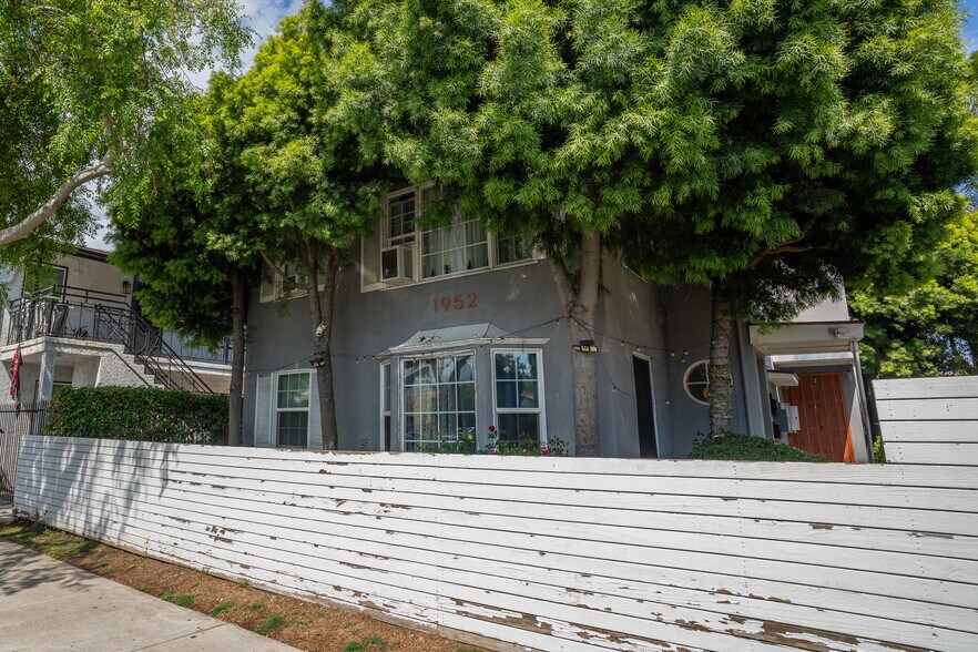 More Photos Of 1952 Pine Ave, Long Beach Apartments For Sale
