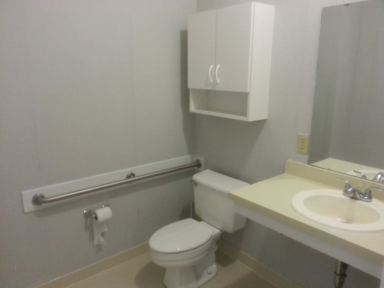 More Photos Of 6512 Six Forks Rd, Raleigh Office Residential For Lease