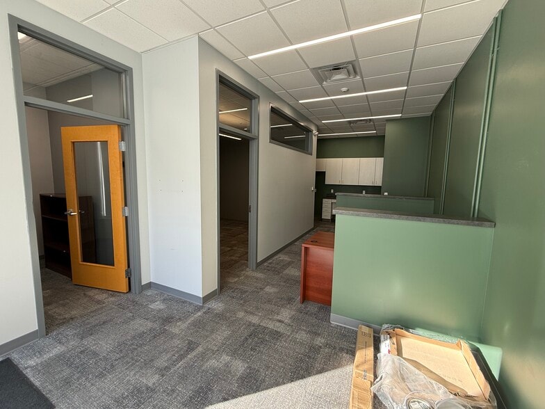 More Photos Of 2212 Murray Ave, Pittsburgh Apartments For Lease