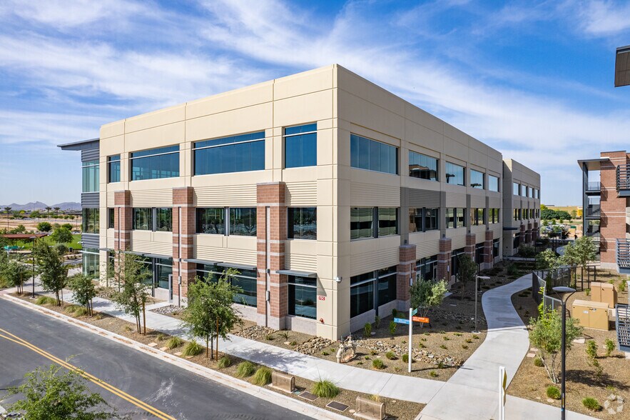 More Photos Of 15150 W Park Pl, Goodyear Office For Lease