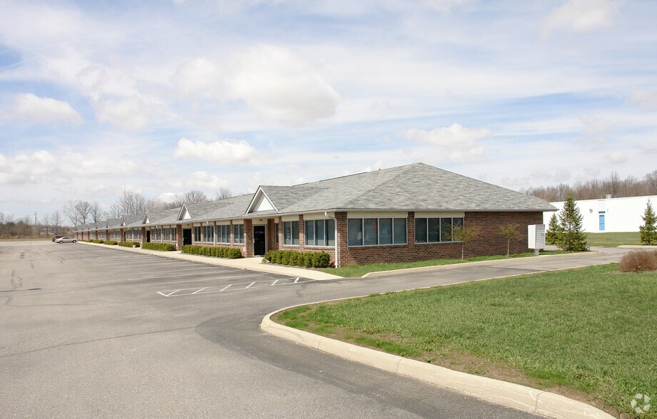 More Photos Of 433-465 Allenby Dr, Marysville Office For Lease