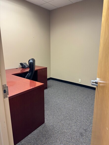 More Photos Of 761 Koehler Ave, Ronkonkoma Office For Lease