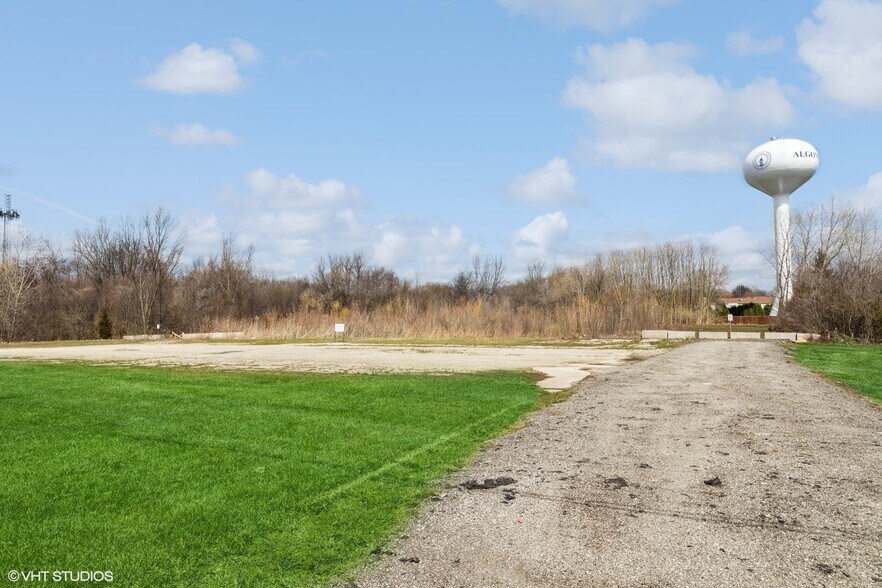 More Photos Of 2101 E Algonquin Rd, Algonquin Land For Lease