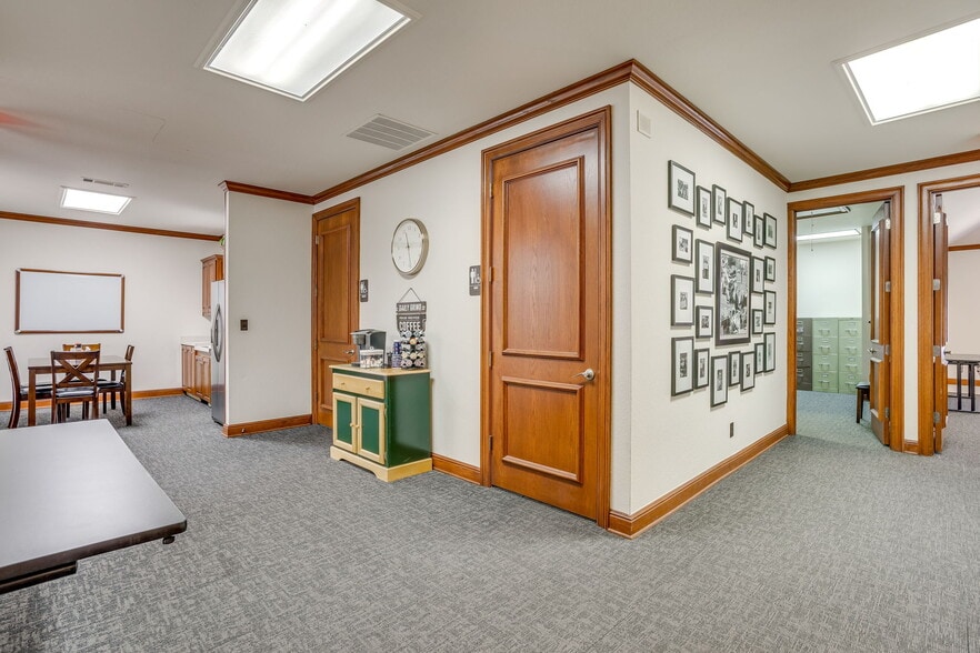 More Photos Of 4201 Gateway Dr, Colleyville Office For Sale