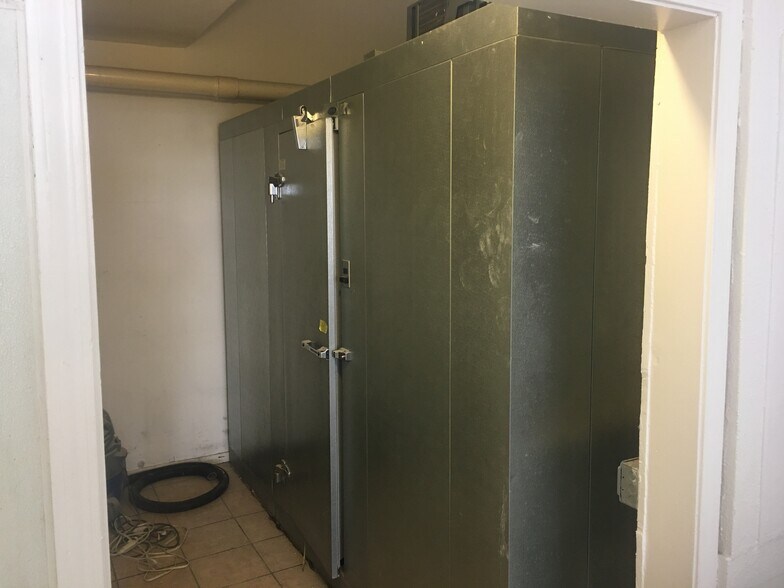 More Photos Of 35 6th St, San Francisco Hotel For Lease